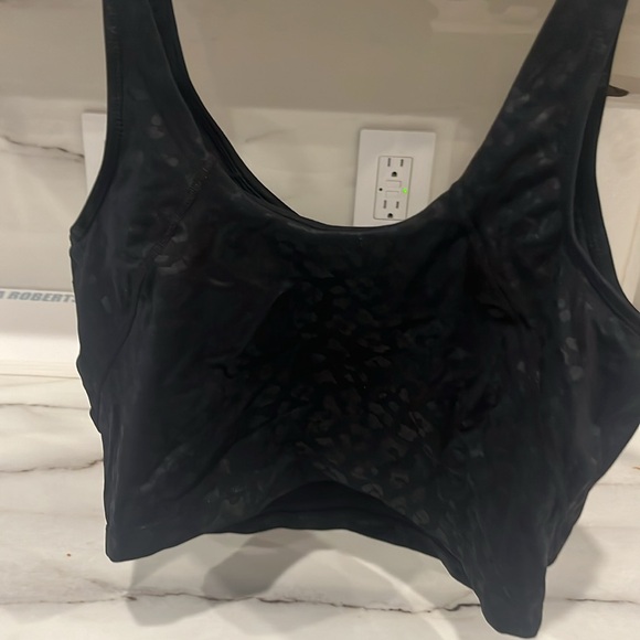 Leopard crop/bra (L) - Picture 2 of 4